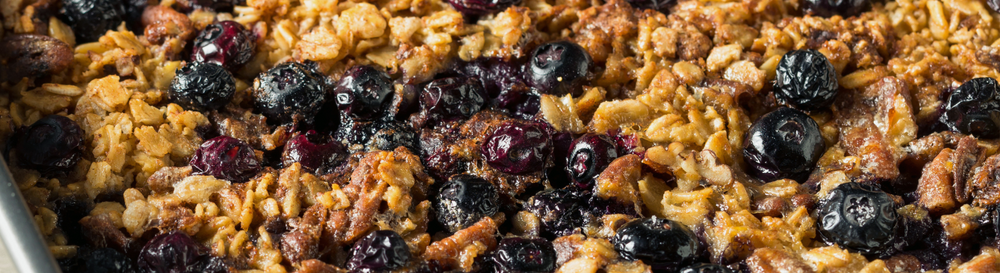 prep-ahead baked blueberry oats.